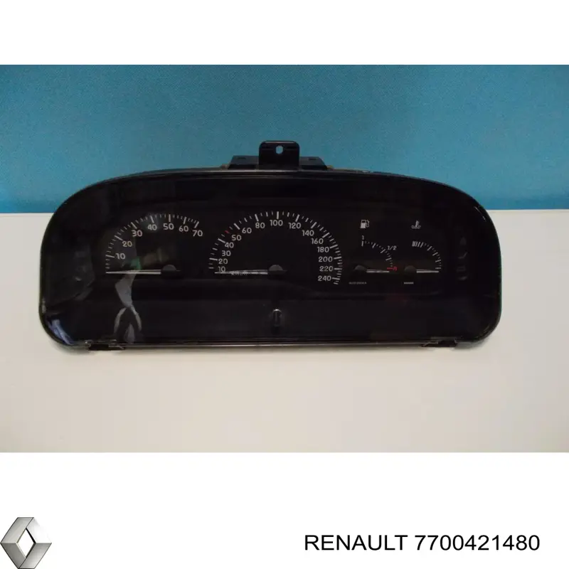 Панель приборов 7700421480 Renault (RVI)