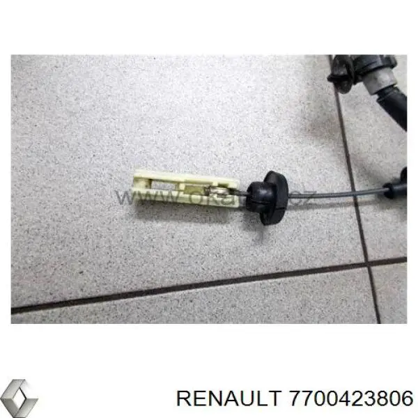 Купить 7700423806 Renault (RVI) Клипса педали троса сцепления