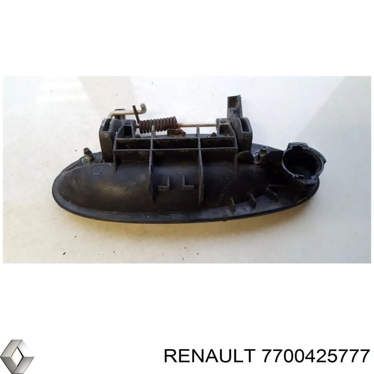 Ручка двери передней наружная правая Renault (RVI) 7700425777 цена, от 8.43 USD