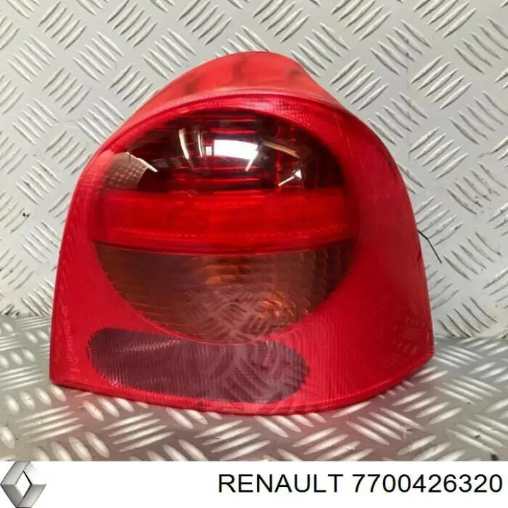 7700426320 Renault (RVI) Задний правый внешний фонарь