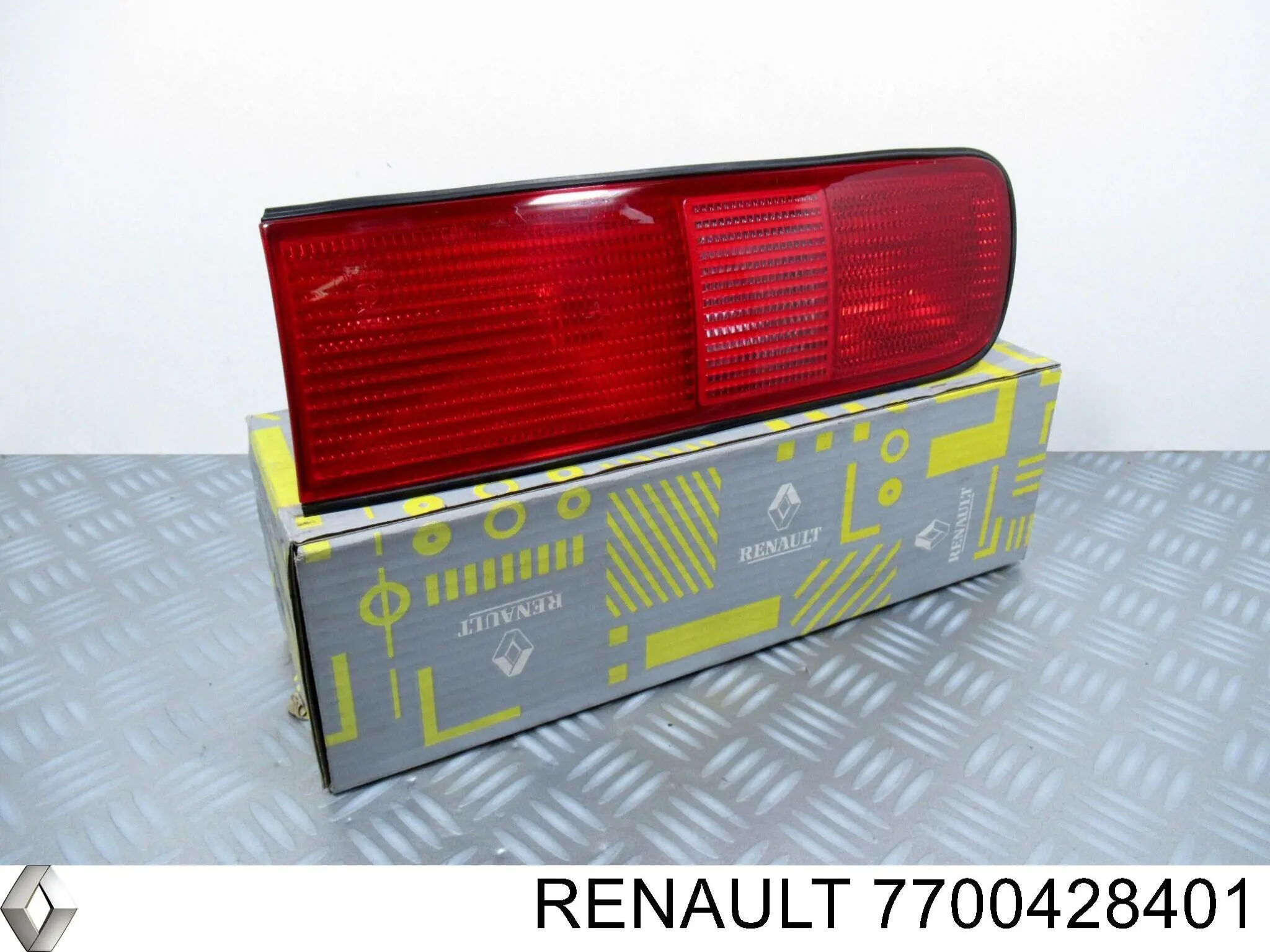 Фонарь задний левый, внутренний Renault (RVI) 7700428401 цена, от 85.56 USD