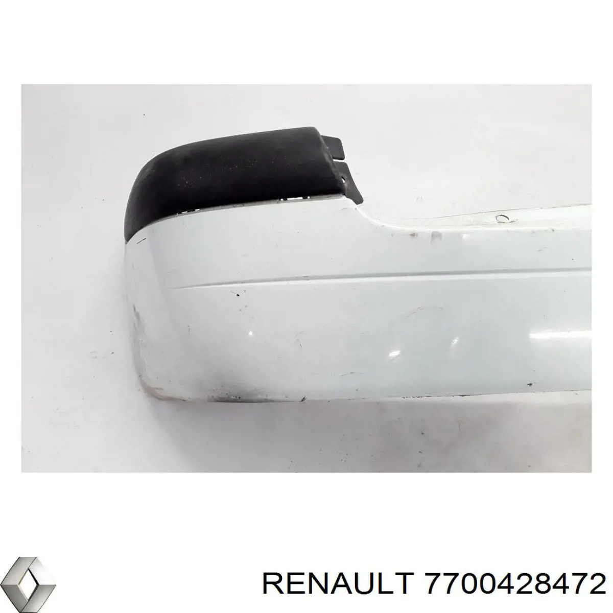 Задний бампер 850221411R Renault (RVI)