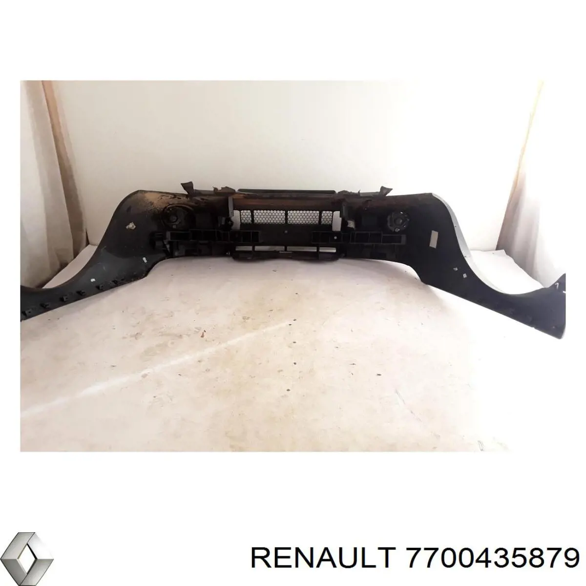 Бампер передний в сборе на Renault Scenic I JA0, JA1, FA0