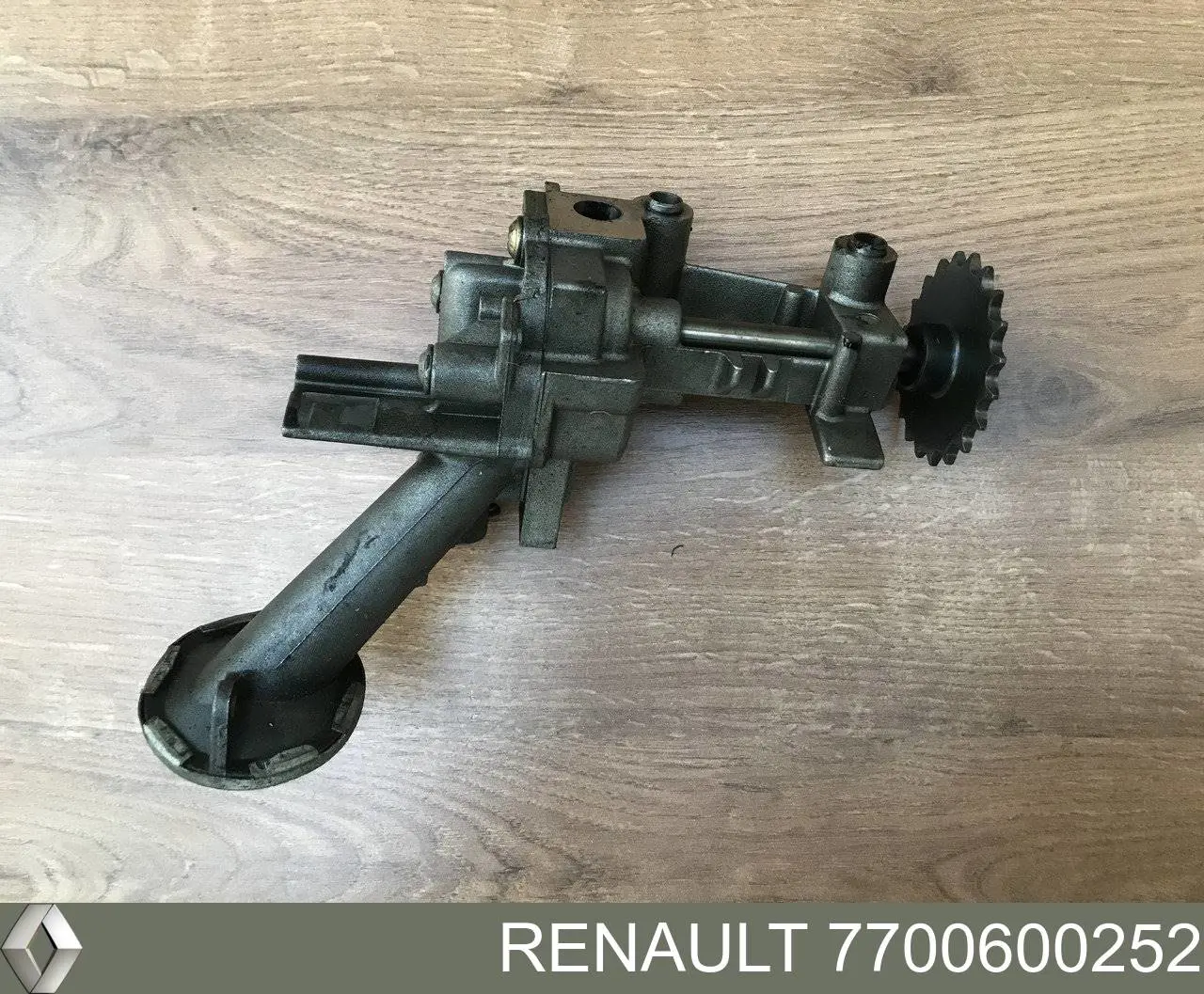 Масляный насос 7700600252 Renault (RVI)