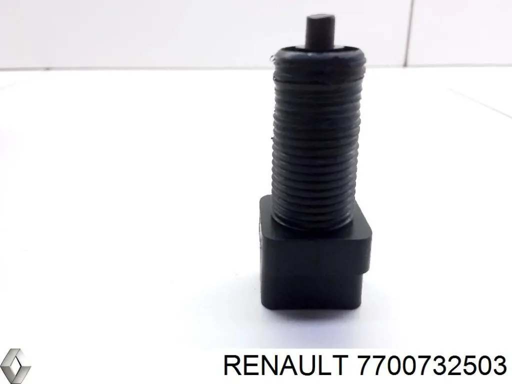 7700732503 Renault (RVI) датчик включения стопсигнала