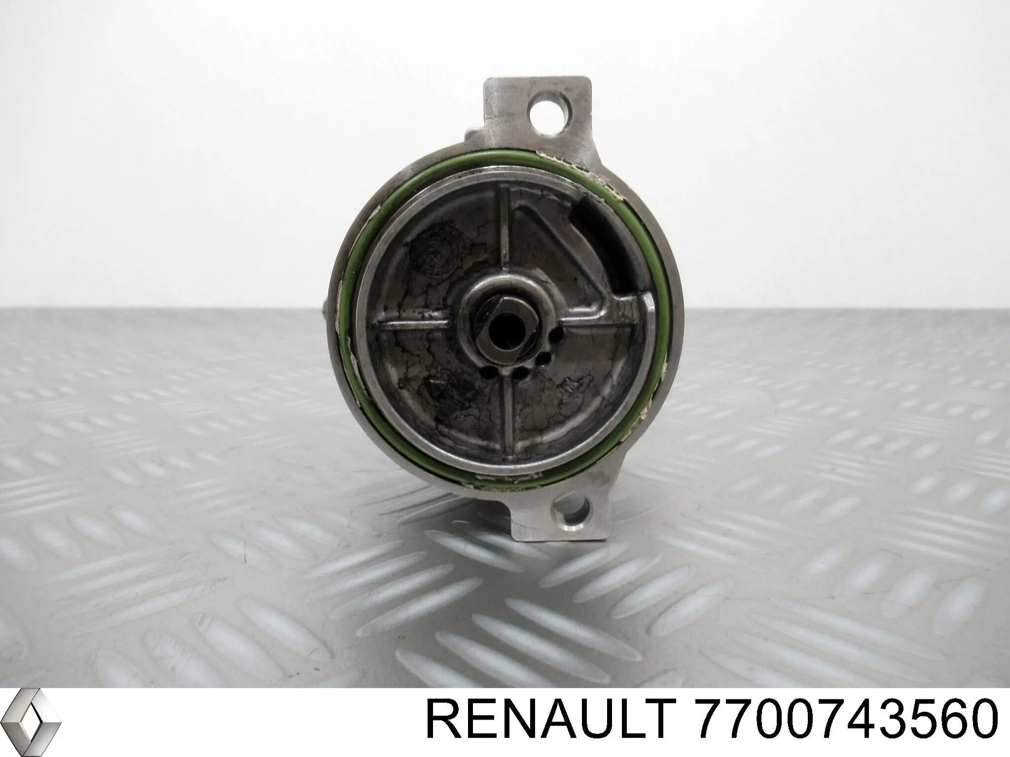 Купить 7700743560 Renault (RVI) Вакуумный насос