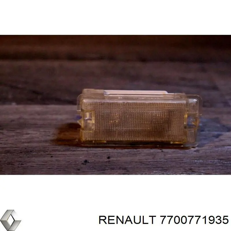 7700771935 Renault (RVI) Плафон подсветки багажного отсека