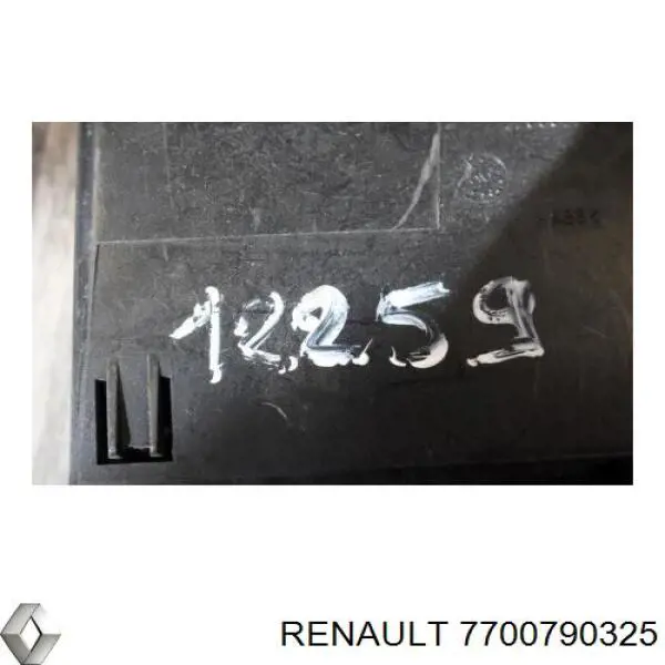 Renault (RVI) 7700790325