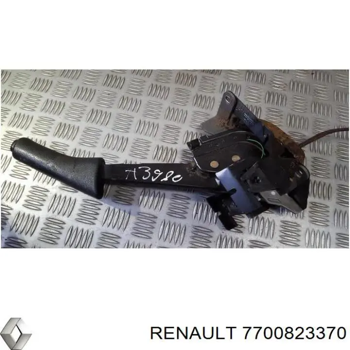  7700823370 Renault (RVI)