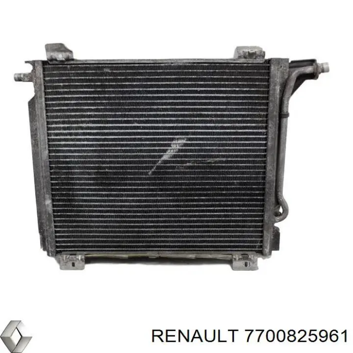 Радиатор кондиционера 7700825961 Renault (RVI)