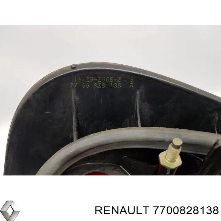Фонарь задний правый Renault (RVI) 7700828138 цена, от 36.78 USD