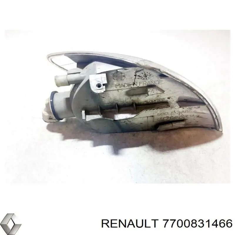 Купить 7700831466 Renault (RVI) Поворотник левый