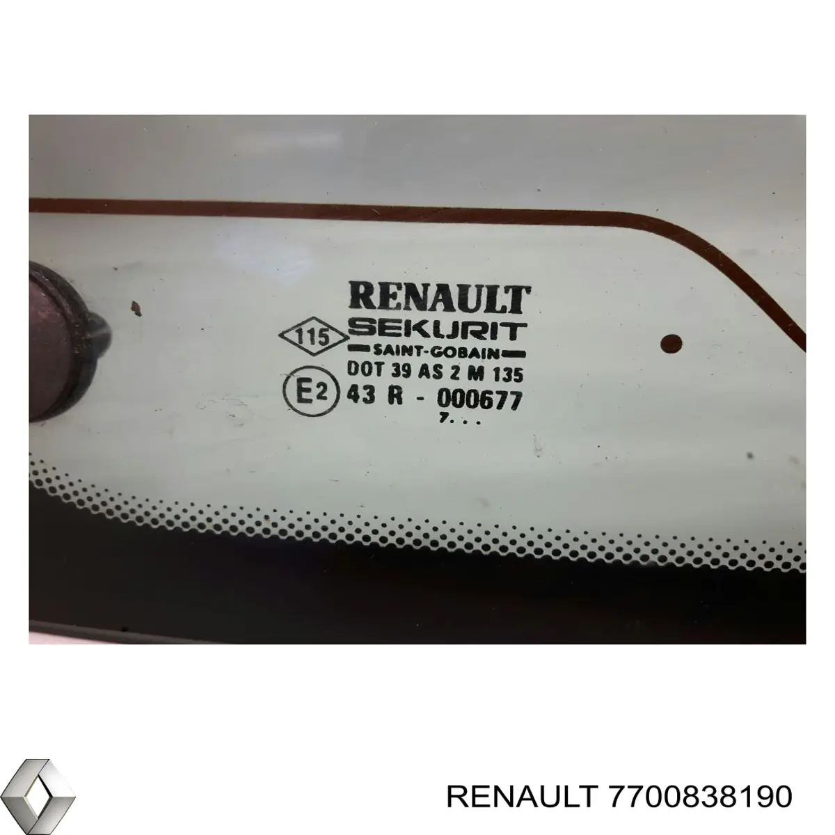 Стекло багажника двери 3/5-й задней (ляды) на Renault Laguna I 