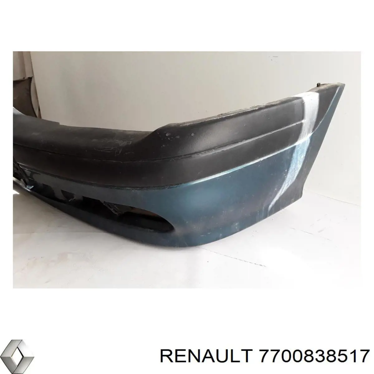 Бампер передний Рено Меган I