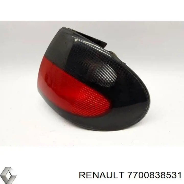 Фонарь задний правый внешний 7701042629 Renault (RVI)