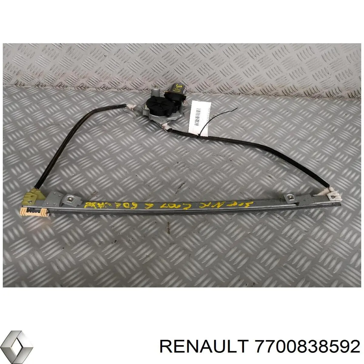 Купить 7700838592 Renault (RVI) Подъемник механический ветрового стекла