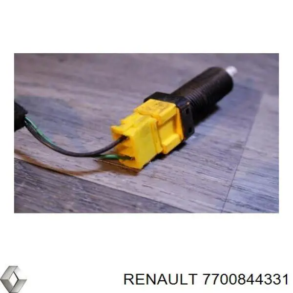 7700844331 Renault (RVI) датчик включения стопсигнала