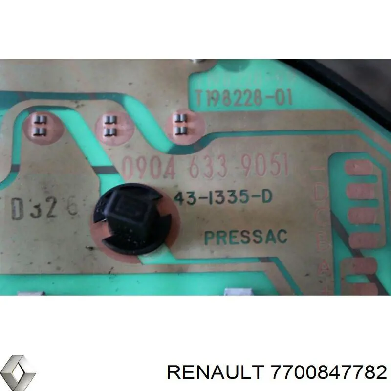 Купить 7700847782 Renault (RVI) Панель приборов