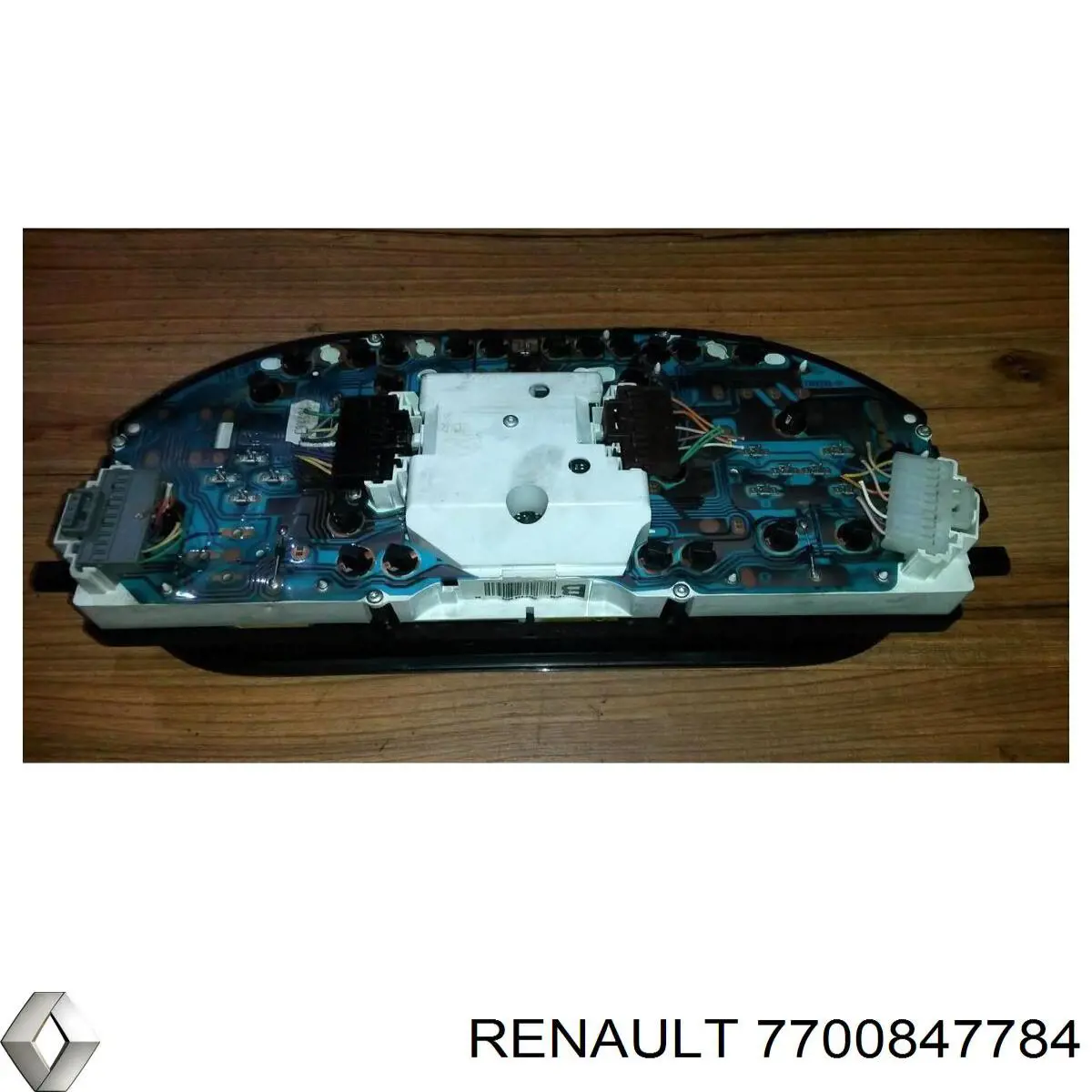 Приборная доска Renault (RVI) 7700847784