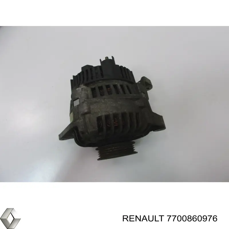 7701352304 Renault (RVI) генератор