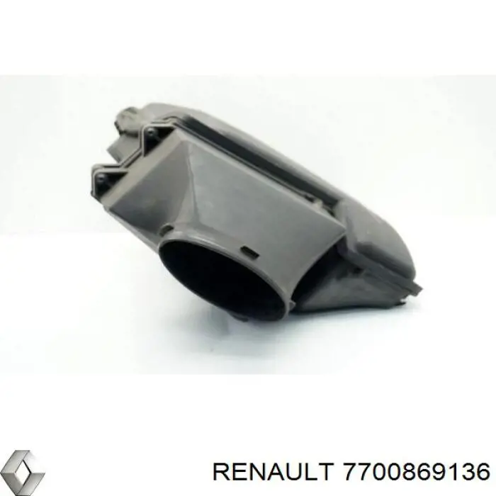 Воздушный фильтр 7700869136 Renault (RVI)