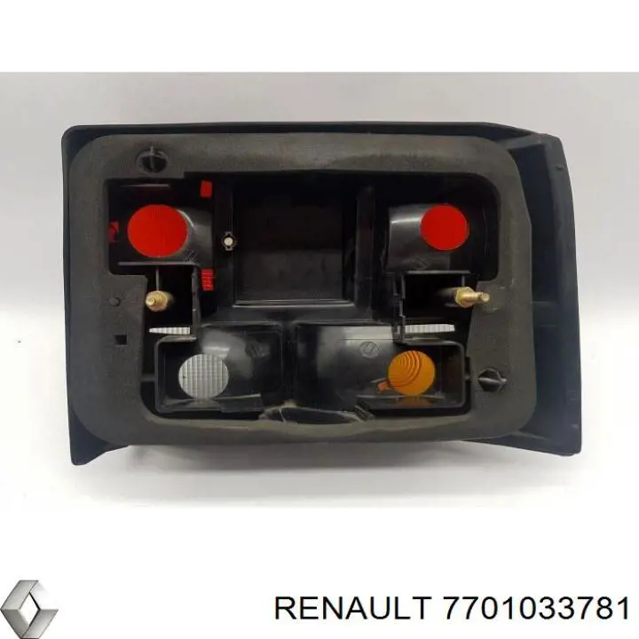 7701033781 Renault (RVI) фонарь задний левый