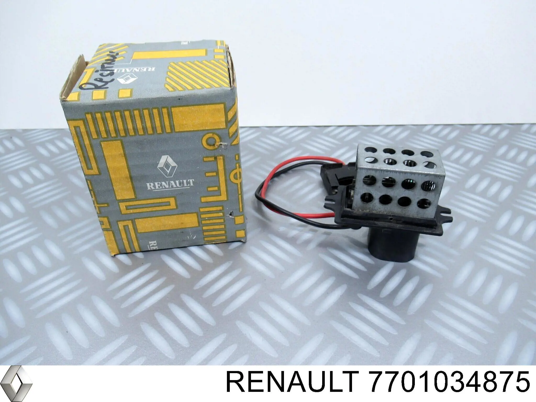 Купить 7701034875 Renault (RVI) Регулятор оборотов вентилятора печки