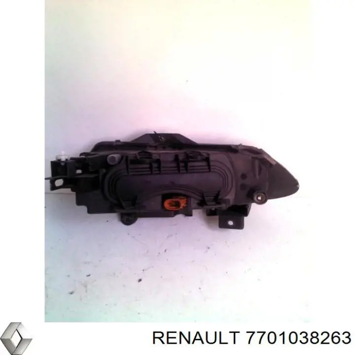 7701038271 Renault (RVI) Фара