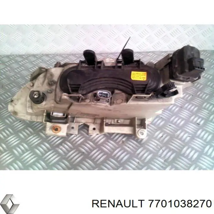 7701038270 Renault (RVI) Фара передняя правая