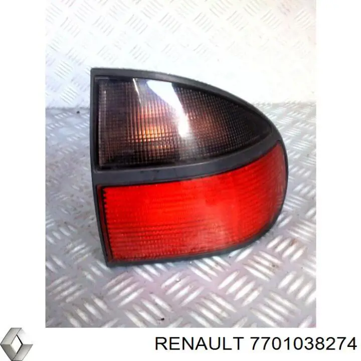 Правый стоп Renault (RVI) 7701038274