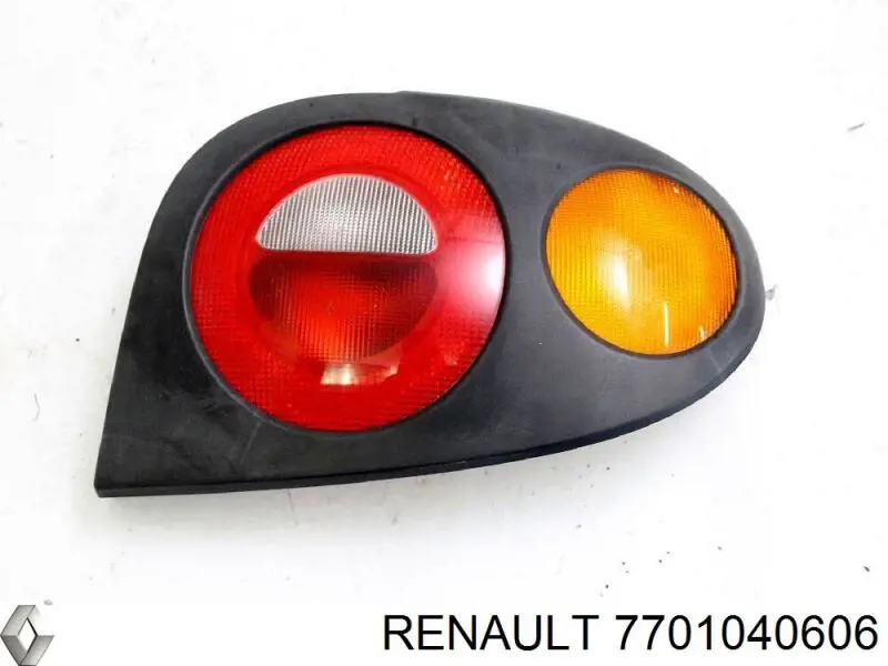 7701040606 Renault (RVI) lanterna traseira direita externa