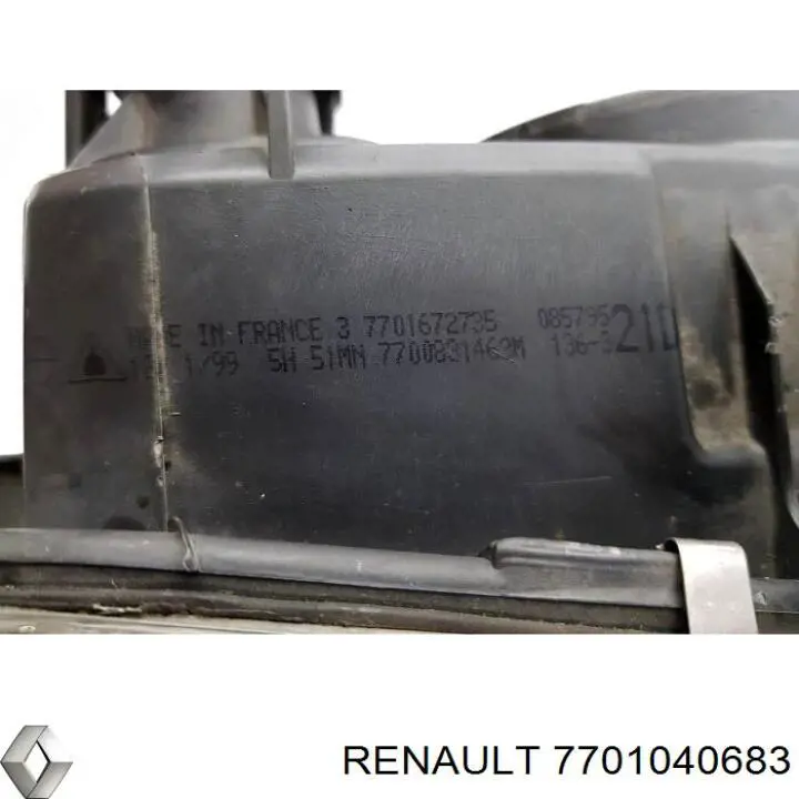 Правая блок фара Renault (RVI) 7701040683 цена, от 33.19 USD