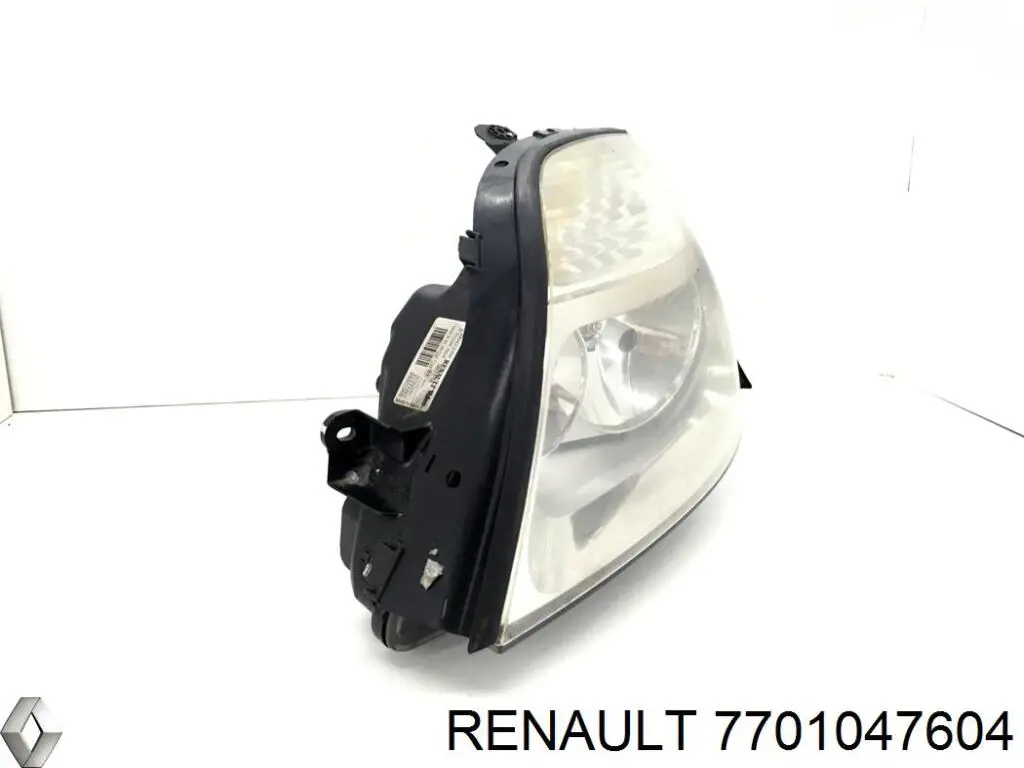 Фара левая Renault (RVI) 7701047604 цена, от 50.68 USD