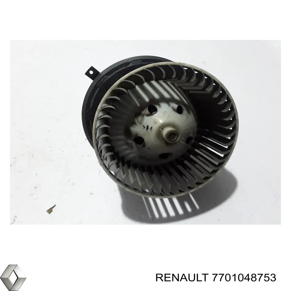 Мотор вентилятора печки (отопителя салона) Renault (RVI) 7701048753 цена, от 36.64 USD