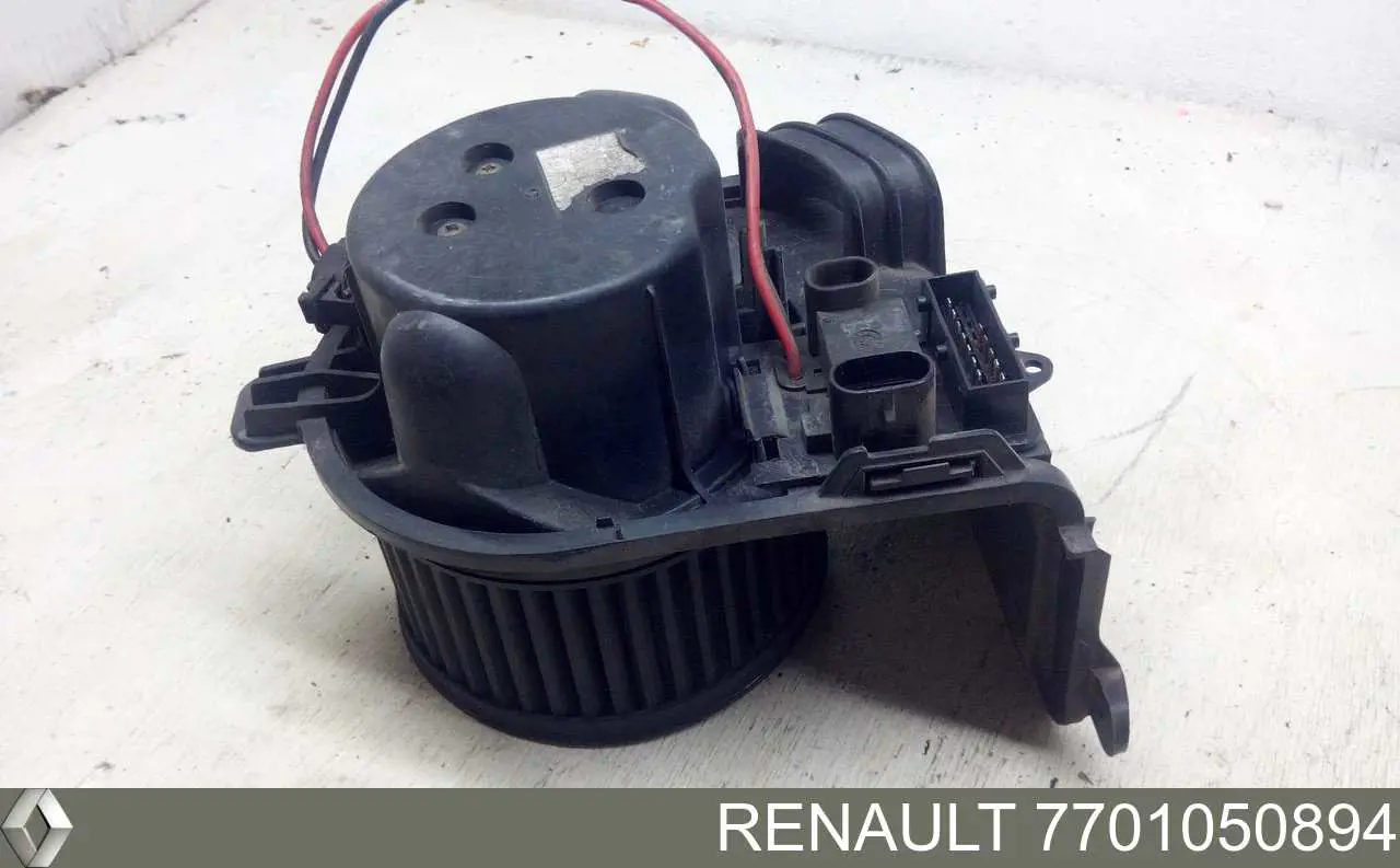 Вентилятор печки 7701050894 Renault (RVI)