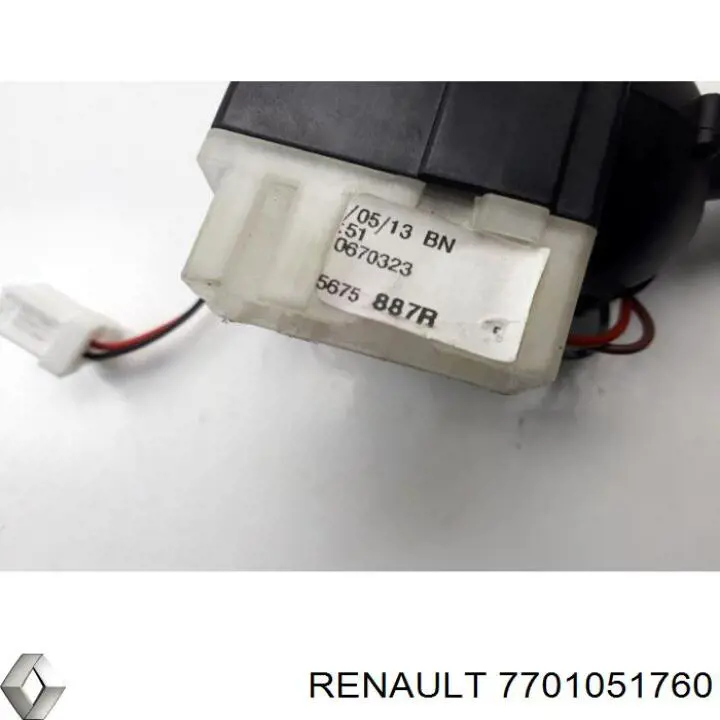 Подрулевой правый переключатель  Renault (RVI) 7701051760