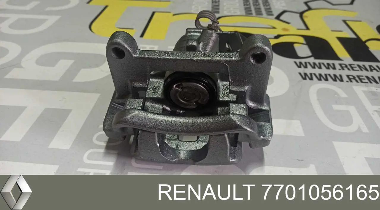 7701056165 Renault (RVI) suporte do freio traseiro direito