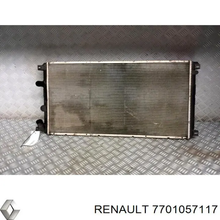 7701057117 Renault (RVI) Радиатор основной