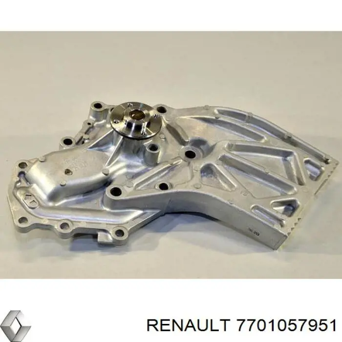 7701057951 Renault (RVI) Насос водяной