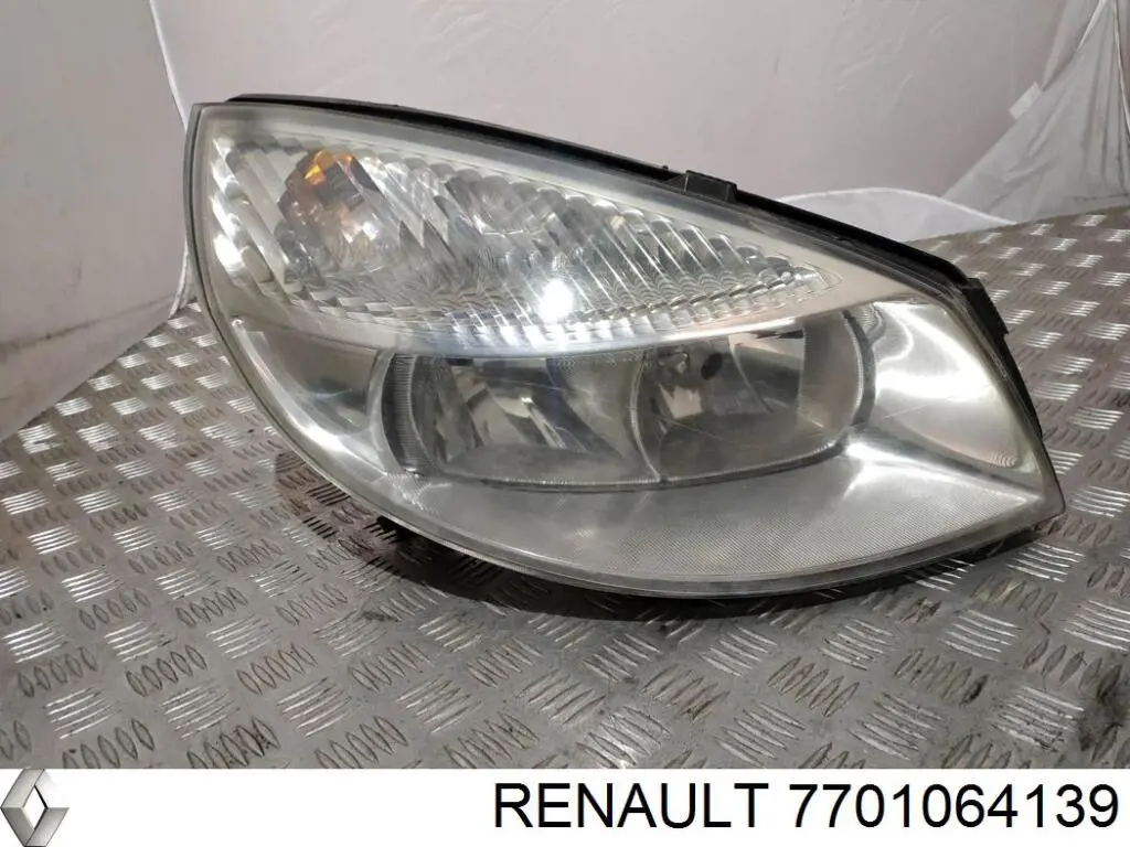 Правая блок фара Renault (RVI) 7701064139 цена, от 57.01 USD