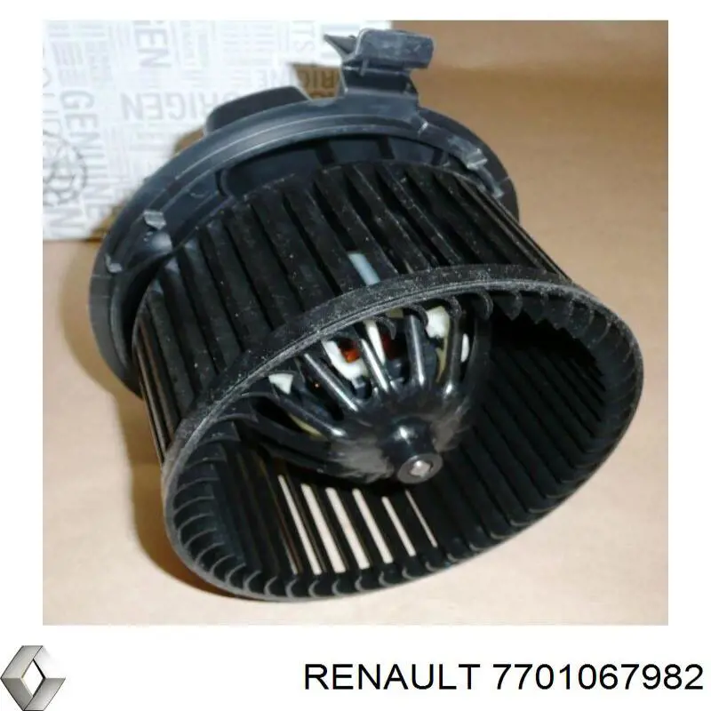 7701067982 Renault (RVI) вентилятор печки