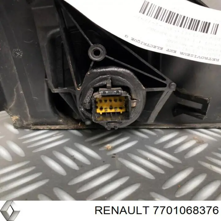 Зеркало заднего вида, левое Renault (RVI) 7701068376 цена, от 50.20 USD