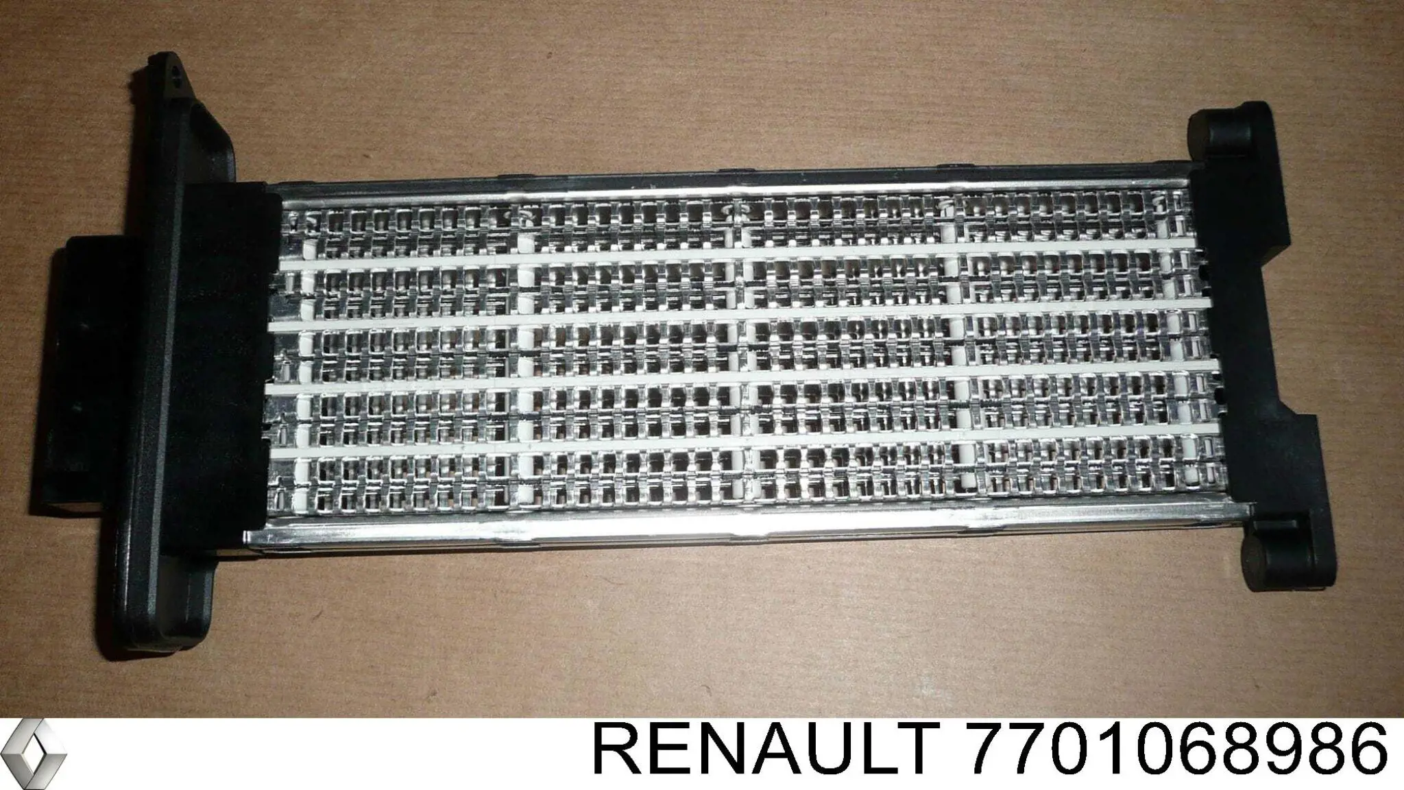 7701068986 Renault (RVI) Электроподогреватель воздуха