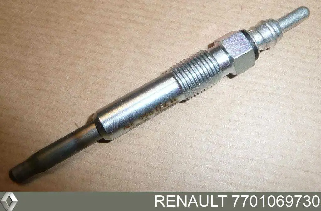 Свечи накала 7701069730 Renault (RVI)
