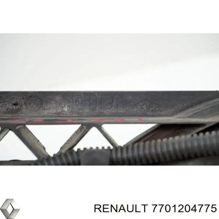 Диффузор радиатора охлаждения Renault (RVI) 7701204775 цена, от 28.16 USD