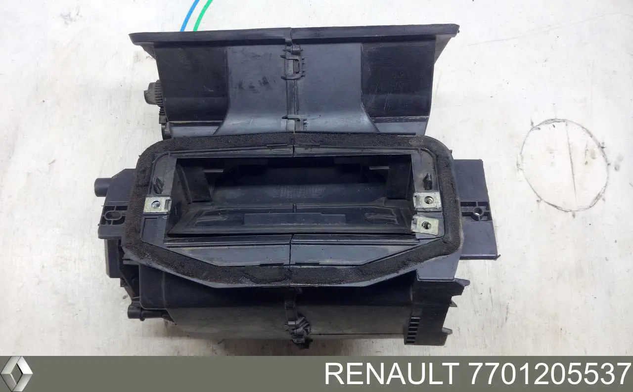 7701205537 Renault (RVI) корпус печки в сборе