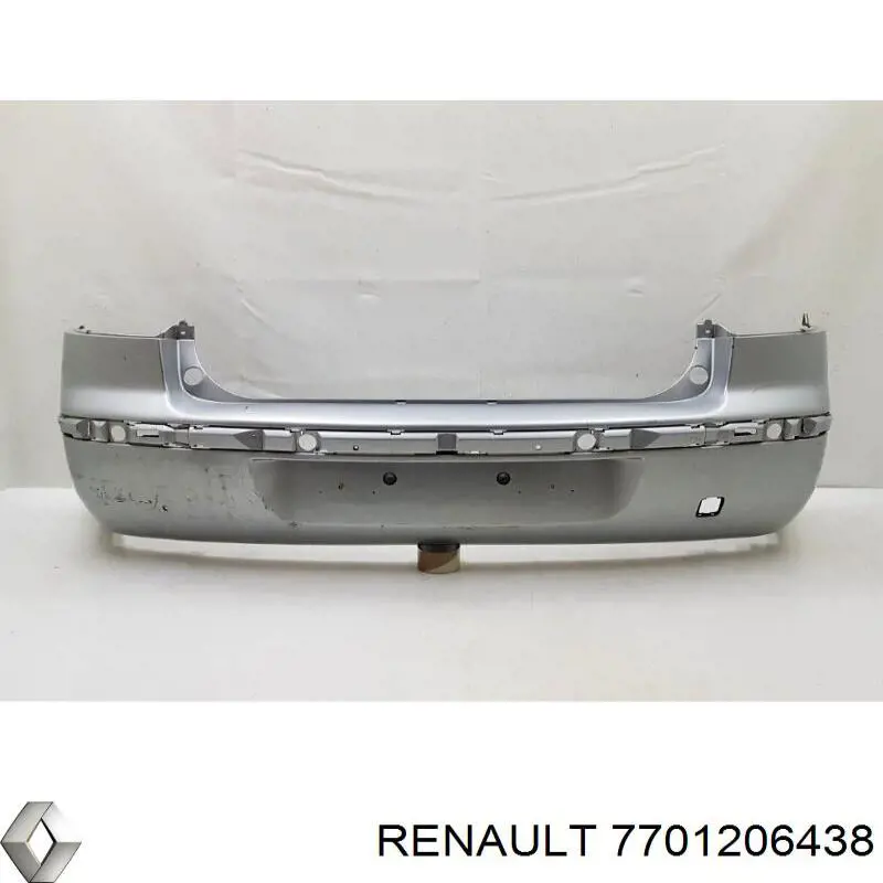 7701206438 Renault (RVI) бампер задний
