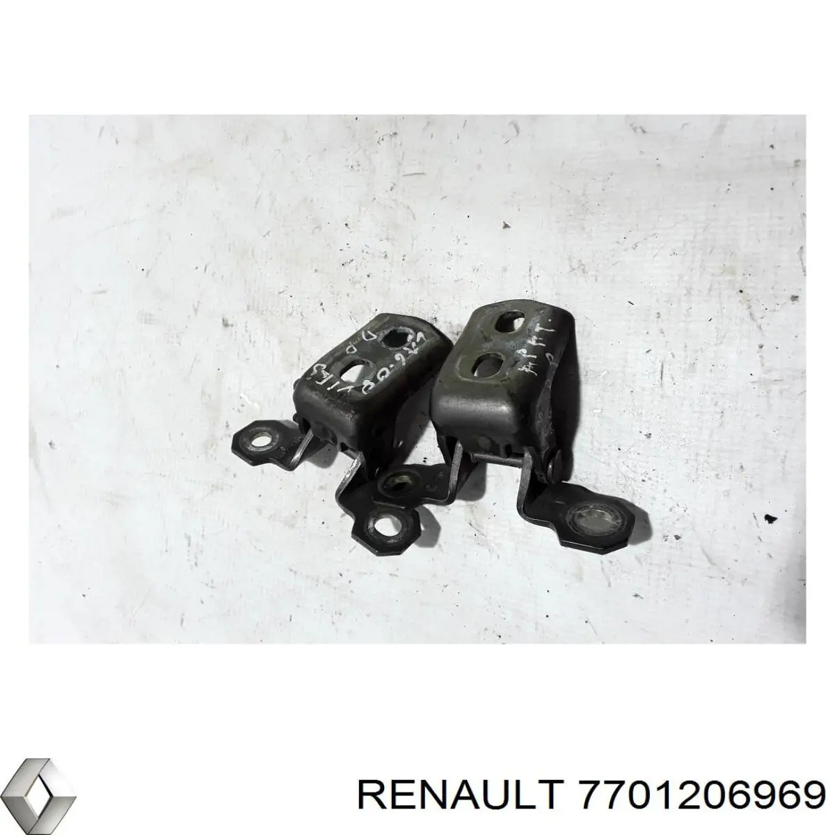 Петля передней двери, правой Renault (RVI) 7701206969 цена, от 7.60 USD