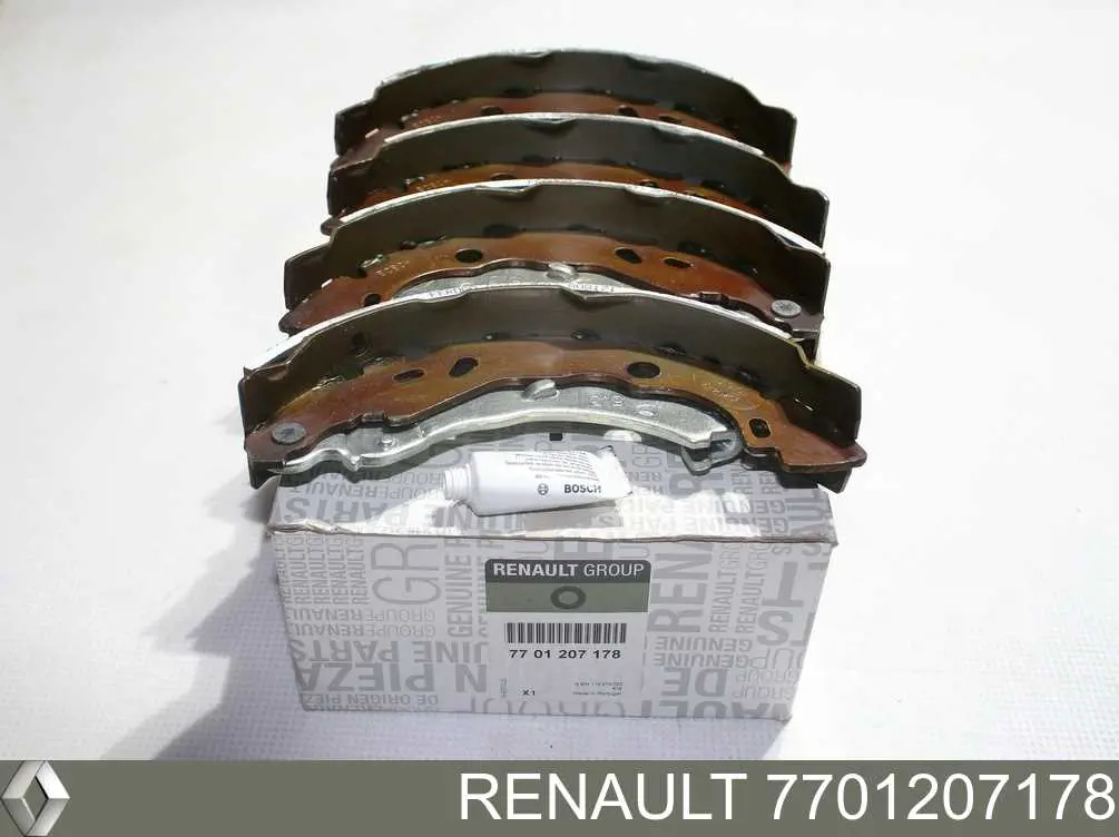 7701207178 Renault (RVI) колодки тормозные задние барабанные