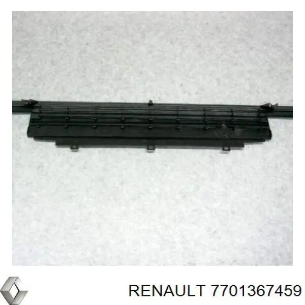 7701367459 Renault (RVI) Решетка радиатора